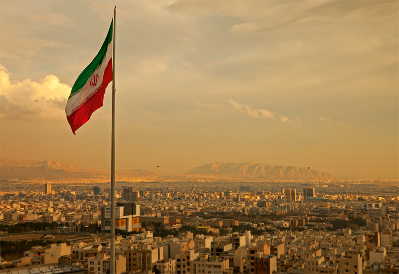 Iran's Oil Minister unveils massive gas discovery in Fars Province