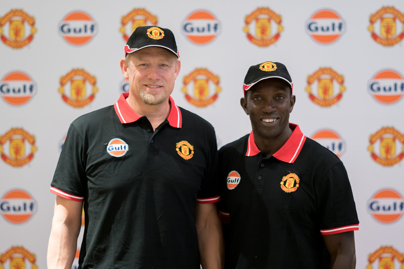 Peter Schmeichel (left) and Dwight Yorke of Manchester United at the launch of Gulf Formula ULE 5W-40 – an advanced performance synthetic engine oil for SUVs from Gulf Oil Middle East – in Dubai. Peter Schmeichel (left) and Dwight Yorke of Manchester United at the launch of Gulf Formula ULE 5W-40 – an advanced performance synthetic engine oil for SUVs from Gulf Oil Middle East – in Dubai.