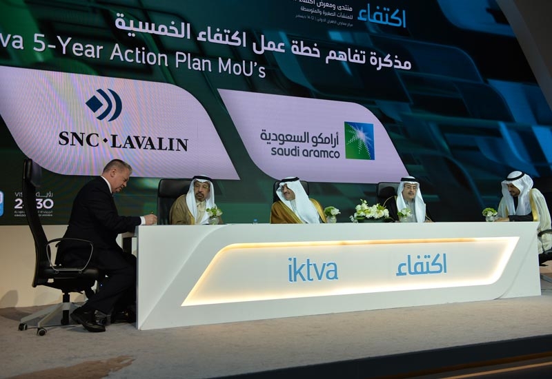 Neil Bruce (left), president and CEO, SNC-Lavalin, signs the MoU between SNC-Lavalin and Saudi Aramco, boosting the Iktva programme. Neil Bruce (left), president and CEO, SNC-Lavalin, signs the MoU between SNC-Lavalin and Saudi Aramco, boosting the Iktva programme.