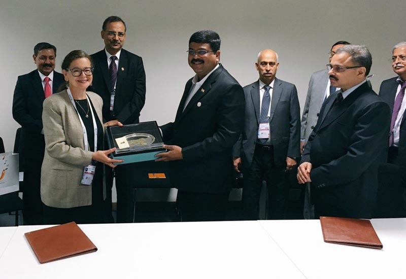 Dharmendra Pradhan (fourth from left), minister of petroleum and natural gas, India, with Dr Jennifer Holmgren (second from left), CEO, LanzaTech, after signing a Statement of Intent to construct the world's first refinery off gas-to-bioethanol facility. Dharmendra Pradhan (fourth from left), minister of petroleum and natural gas, India, with Dr Jennifer Holmgren (second from left), CEO, LanzaTech, after signing a Statement of Intent to construct the world's first refinery off gas-to-bioethanol facility.