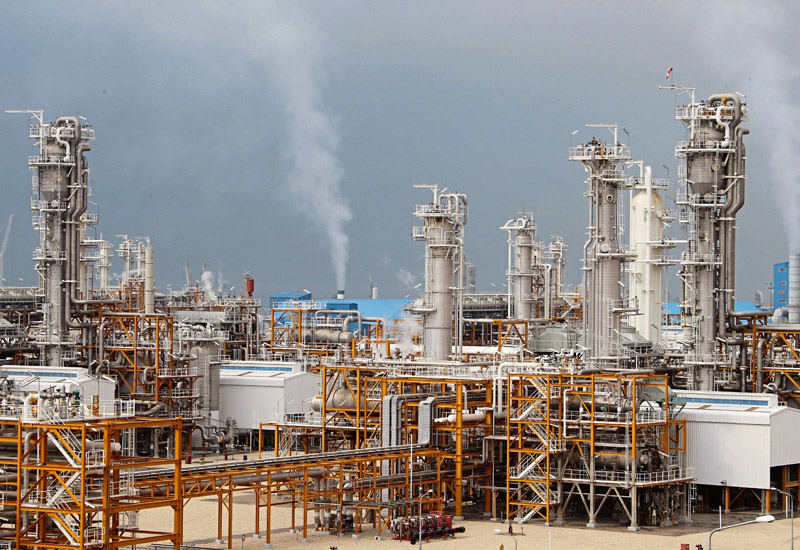 The two petroleum ministers also reached an agreement on exporting Kirkuk oil through a pipeline, which passes from Iran’s territory. The two petroleum ministers also reached an agreement on exporting Kirkuk oil through a pipeline, which passes from Iran’s territory.