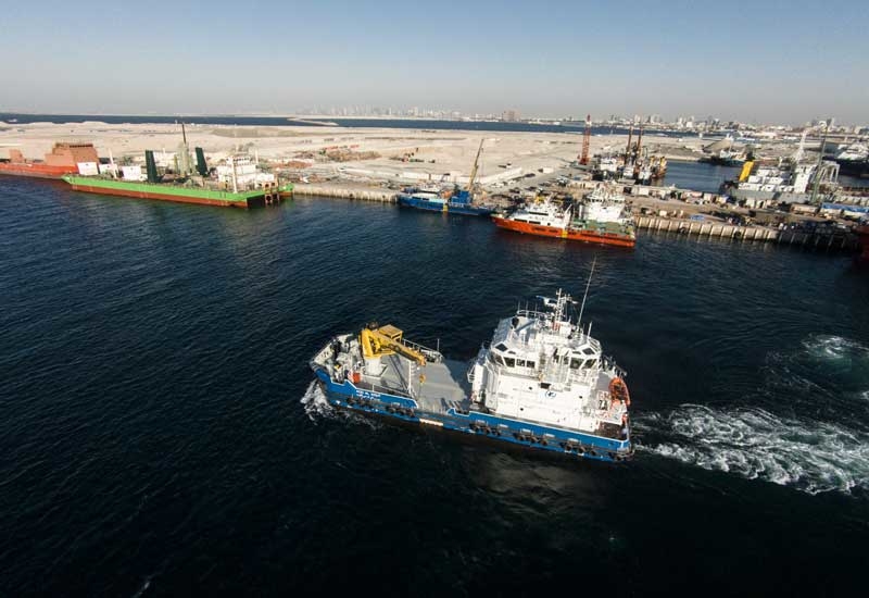Earlier, KOC awarded a major contract for the building of four crane boats to Grandweld in 2013. Earlier, KOC awarded a major contract for the building of four crane boats to Grandweld in 2013.