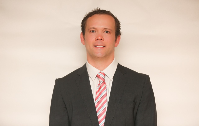 With 14 years of experience in the energy industry, Niels Versfeld dedicated ten years to managing sales, operations and business development for energy services companies. With 14 years of experience in the energy industry, Niels Versfeld dedicated ten years to managing sales, operations and business development for energy services companies.