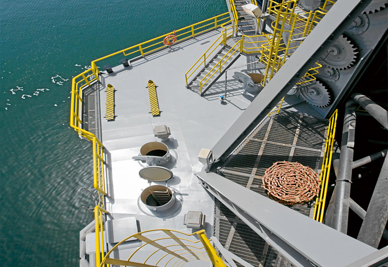 Morocco's proven oil reserves are 0.7 billion barrels, but huge reserves of up to 1.6 billion barrels could be waiting to be discovered off the Moroc Morocco's proven oil reserves are 0.7 billion barrels, but huge reserves of up to 1.6 billion barrels could be waiting to be discovered off the Moroc