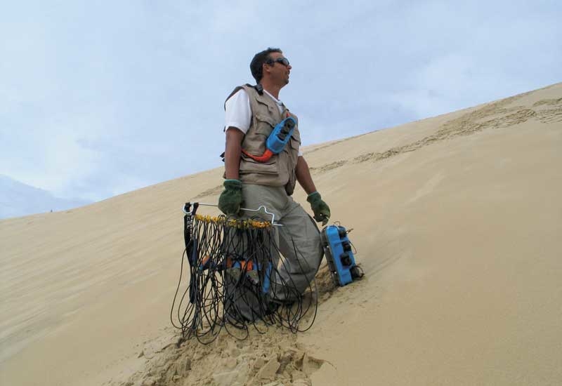 CGGVeritas, a pure-play geophysical firm, provides a wide range of technologies, services and equipment to the international oil and gas industry. CGGVeritas, a pure-play geophysical firm, provides a wide range of technologies, services and equipment to the international oil and gas industry.