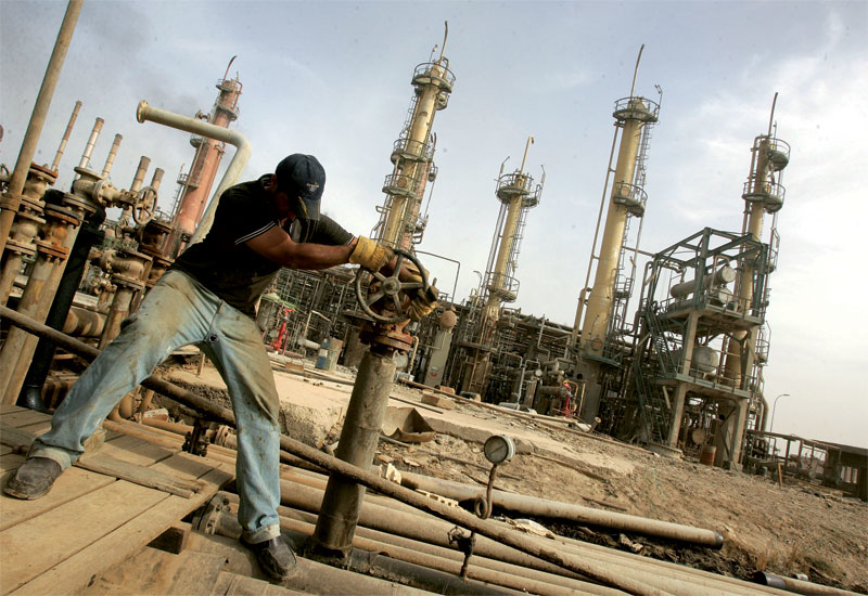 Eni won contracts for the two oilfields in 2010 and had the power to assign part of the works to other companies. Eni won contracts for the two oilfields in 2010 and had the power to assign part of the works to other companies.