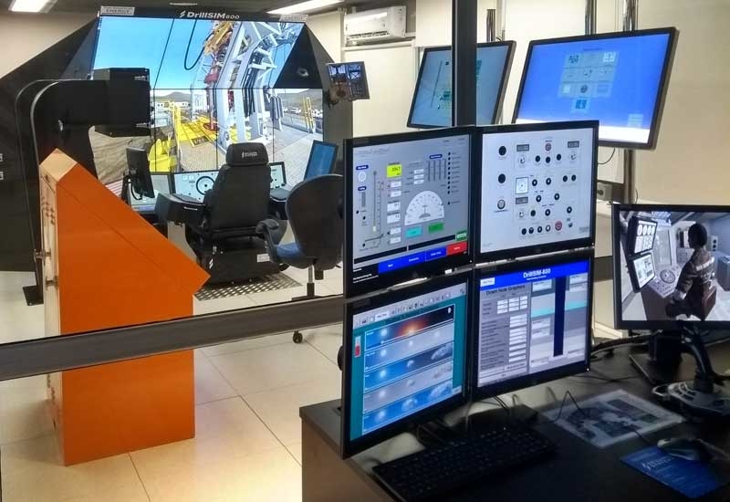 Simulator systems of Drilling Systems used by Pan American Energy. Simulator systems of Drilling Systems used by Pan American Energy.