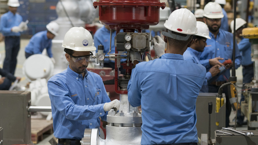 Workers at BHGE's KSA valve manufacturing plant Workers at BHGE's KSA valve manufacturing plant
