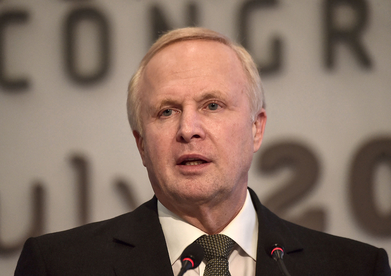 4. Bob Dudley
CEO, British Petroleum 4. Bob Dudley
CEO, British Petroleum